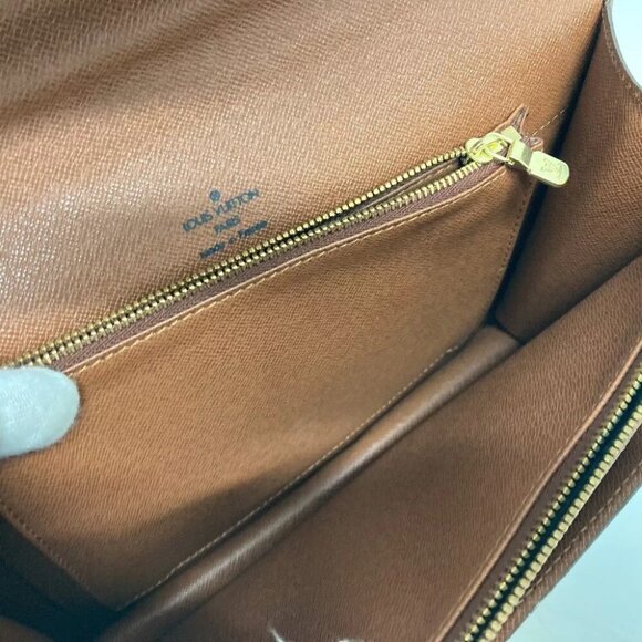 LOUIS VUITTON M51190 Monogram Concorde Hand Bag - Picture 16 of 16